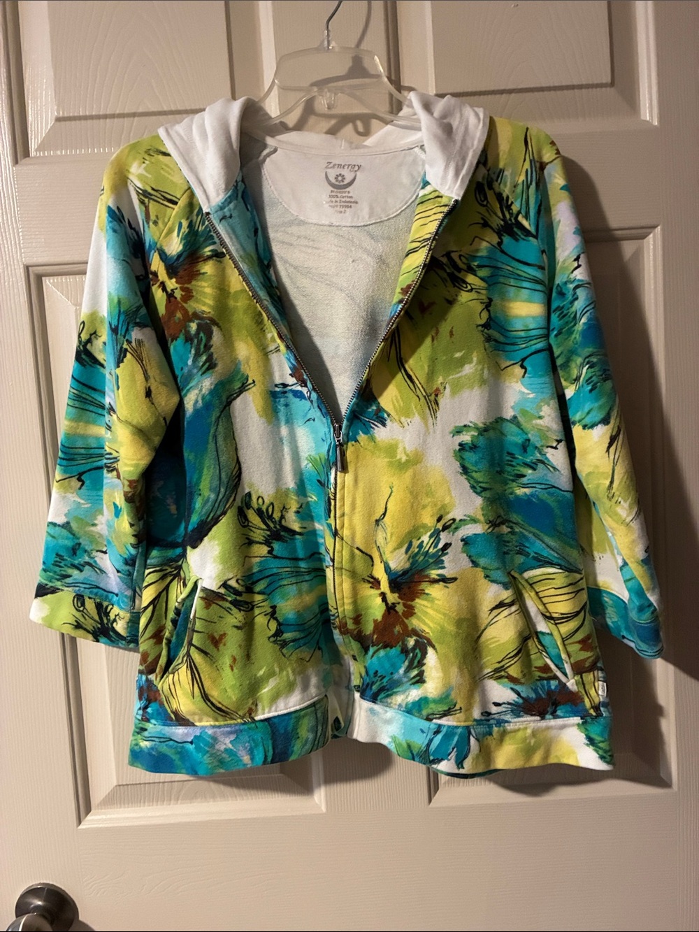 Zenergy by Chico’s Floral Abstract Zip Up Hoodie